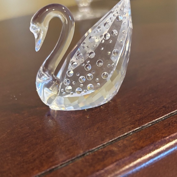 Crystal Swan Figurine